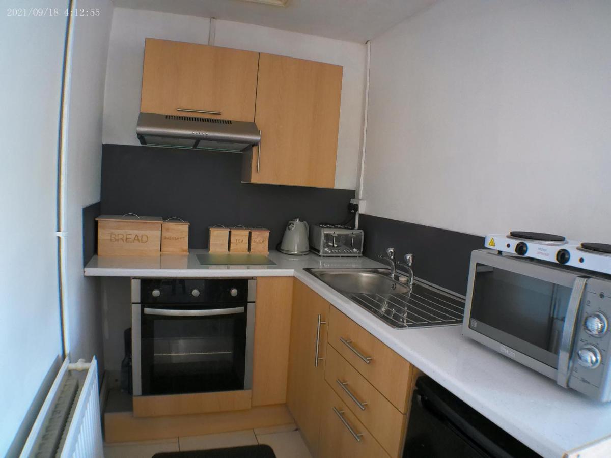 1 Bedroom Annex In The Heart Of Amman Valley Betws  Exteriér fotografie