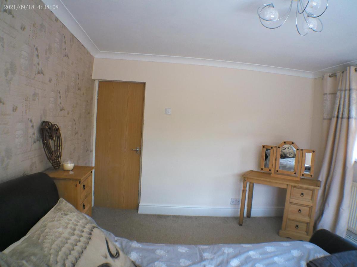 1 Bedroom Annex In The Heart Of Amman Valley Betws  Exteriér fotografie